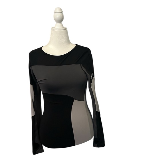 Gymshark black long sleeve - Picture 6 of 10